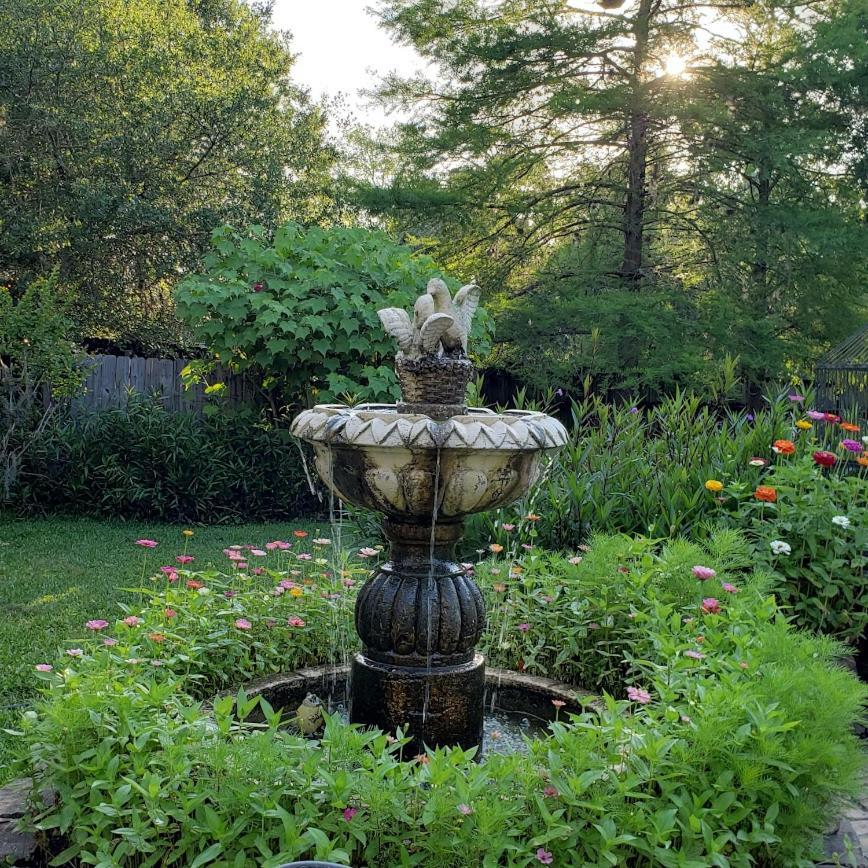 Cedar Oaks Inn Llc Dickinson Bagian luar foto