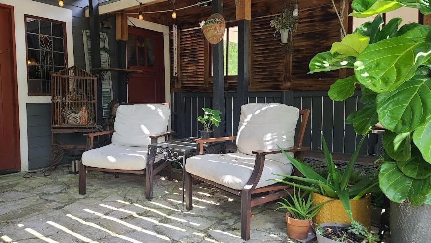 Cedar Oaks Inn Llc Dickinson Bagian luar foto